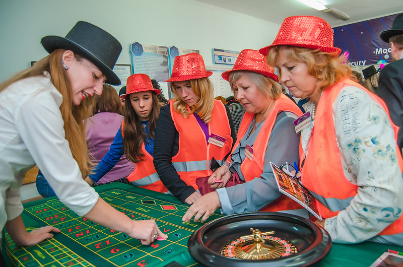 Отметить День строителя в Самаре с Квесторией