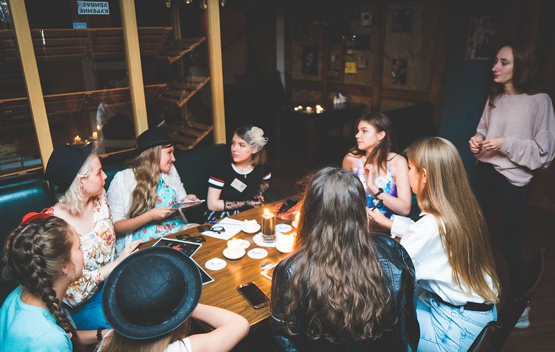 Выездные квесты на Международный женский день: интерактивное мероприятие в школе Samara.